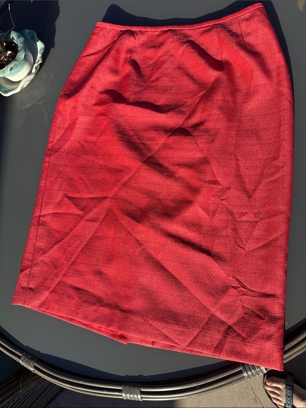 Le Suit size 8 lovely coral pencil skirt. EUC